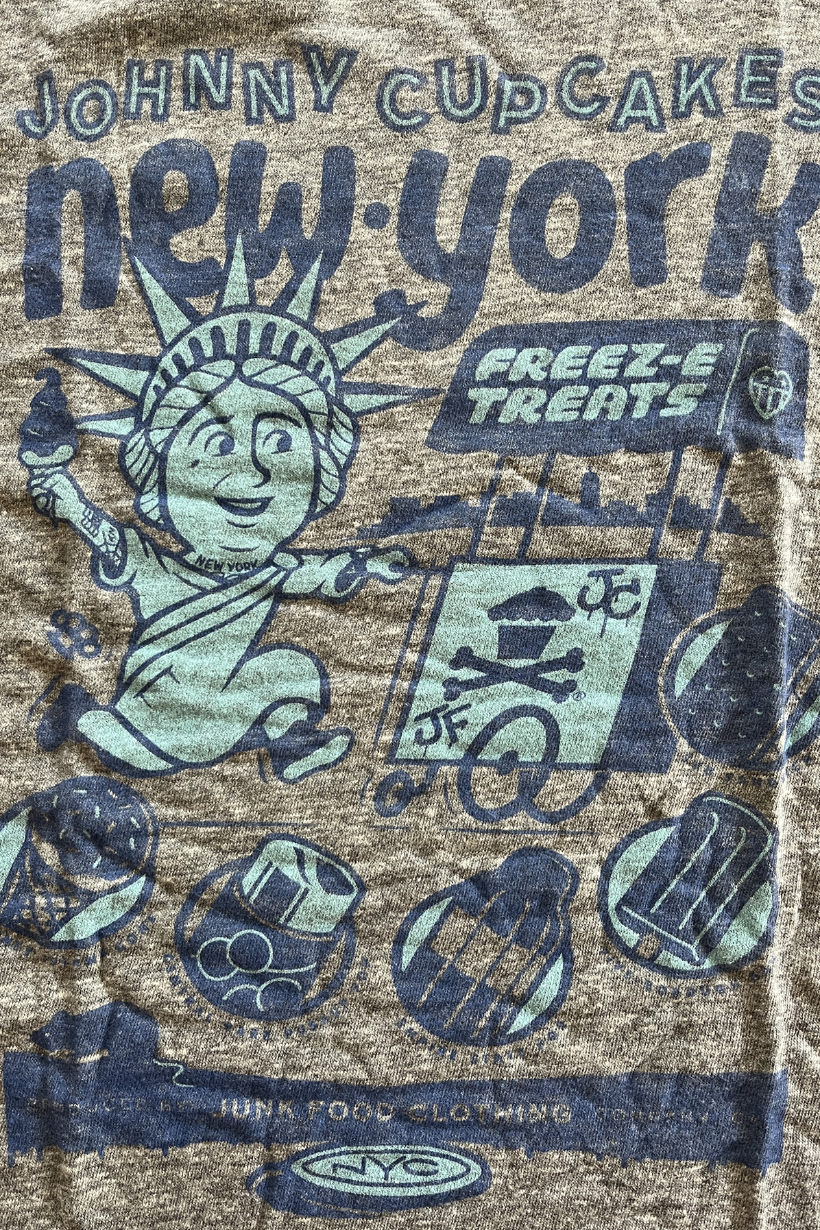 JC Vault - Adult Medium - Junk Food NYC Tri-Blend (with Special Packaging)