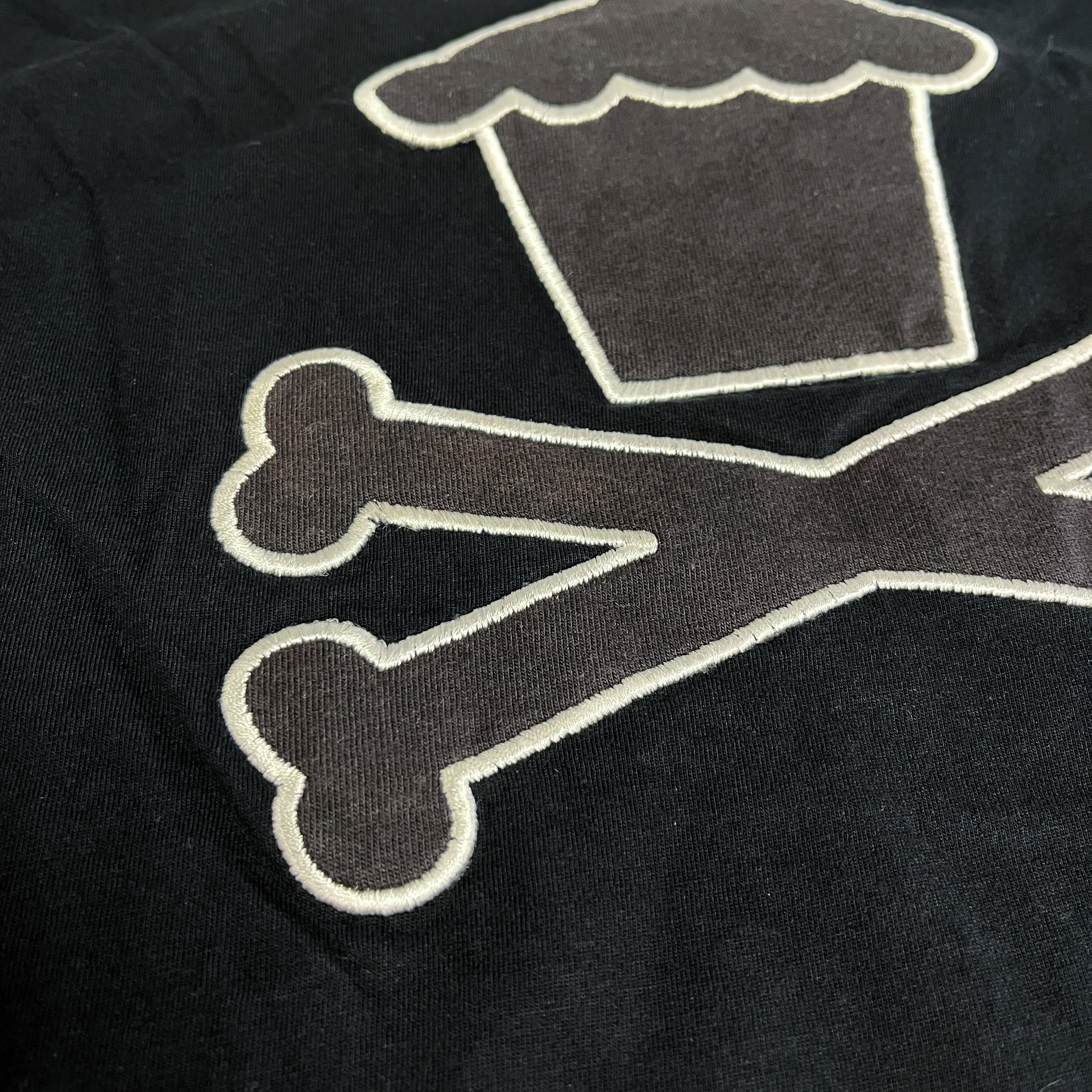 JC Vault - Adult Medium - Embroidered Applique Crossbones Black / Sample (Vintage JC)