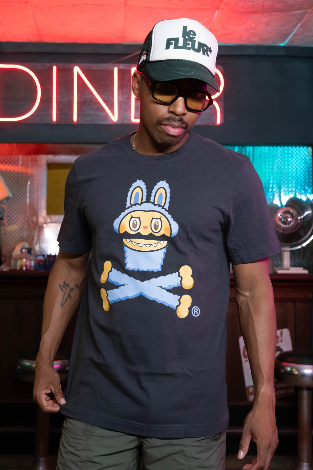 Men's La-Chew-Chew Crossbones Short Sleeve Premium Tee