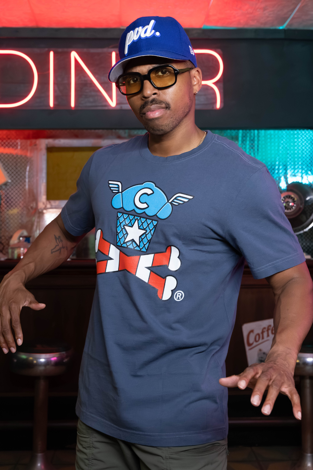 Men's Shield Crossbones Short Sleeve Premium Tee