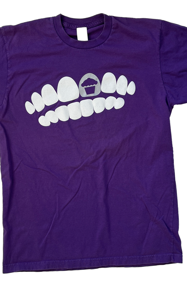 JC Vault - Adult Medium - Purple Teeth Vintage JC / Johnny's Closet)