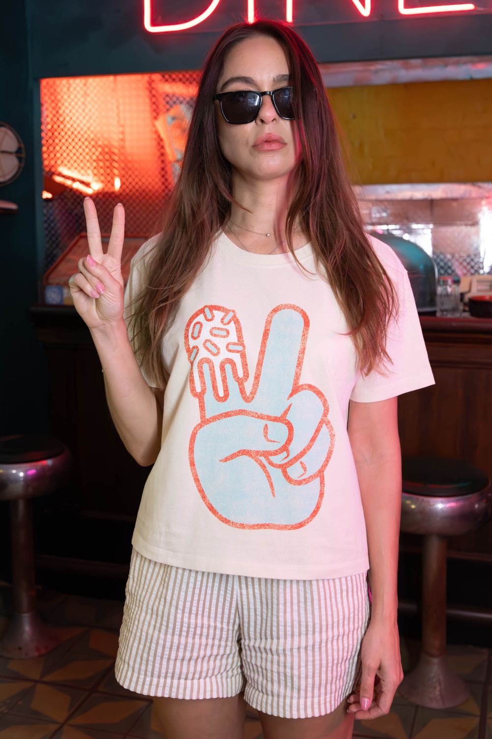 Women's Boxy Peace Hand Short Sleeve Premium Tee