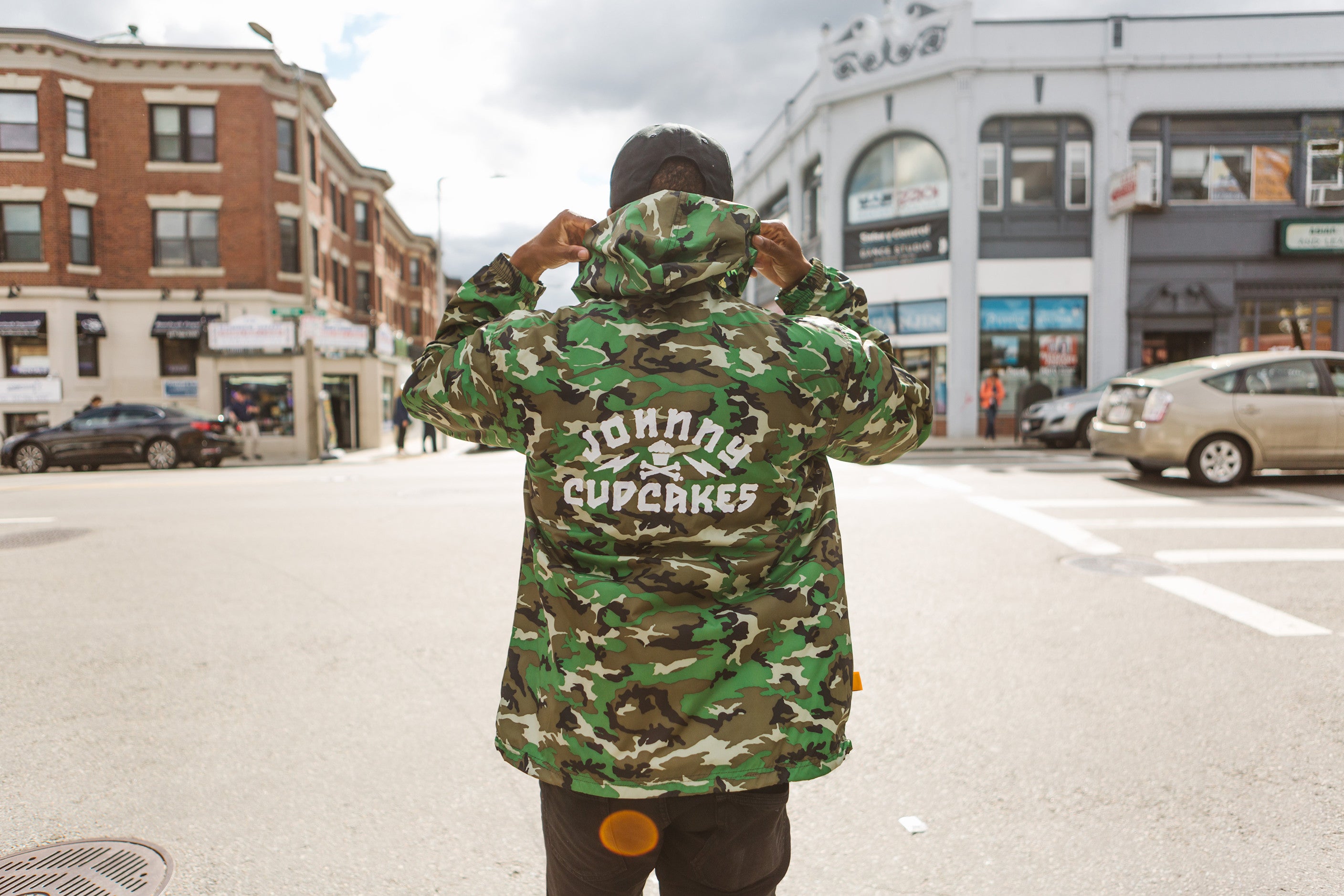 JC Vault - Adult Medium - Bones Crew Windbreaker Jacket (Camo)